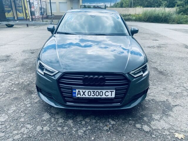 Серый Ауди А3, объемом двигателя 1.6 л и пробегом 114 тыс. км за 21000 $, фото 1 на Automoto.ua