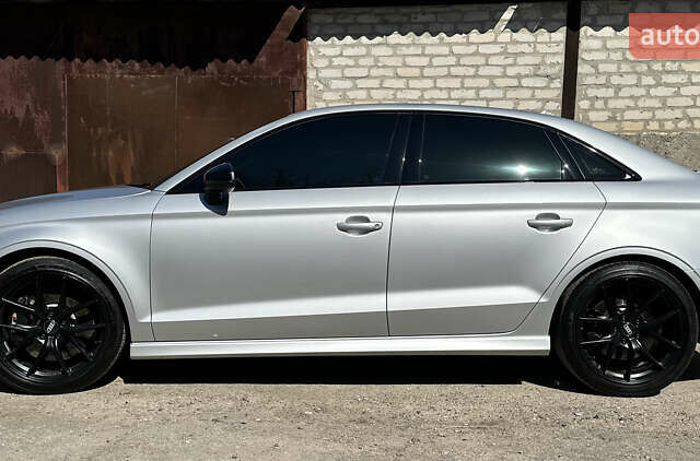 Сірий Ауді А3, об'ємом двигуна 1.98 л та пробігом 117 тис. км за 18000 $, фото 1 на Automoto.ua