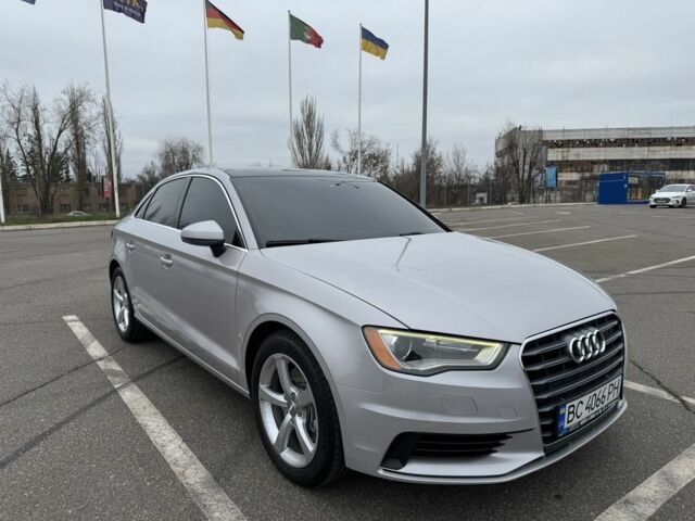 Сірий Ауді А3, об'ємом двигуна 1.8 л та пробігом 250 тис. км за 13500 $, фото 1 на Automoto.ua