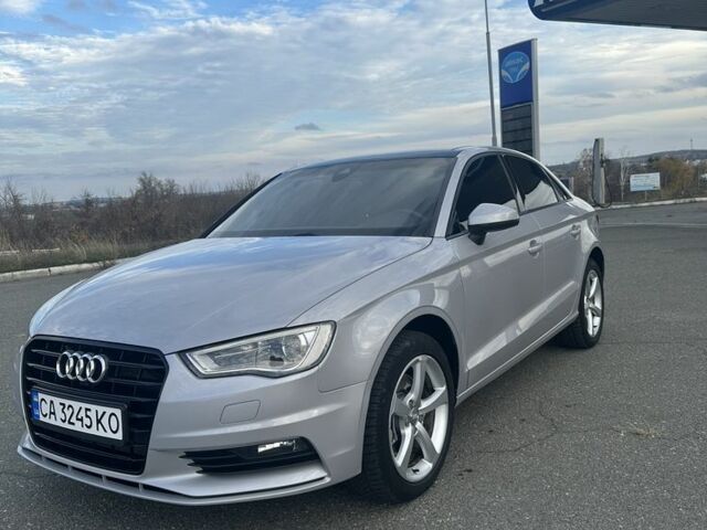 Серый Ауди А3, объемом двигателя 2 л и пробегом 140 тыс. км за 14000 $, фото 1 на Automoto.ua