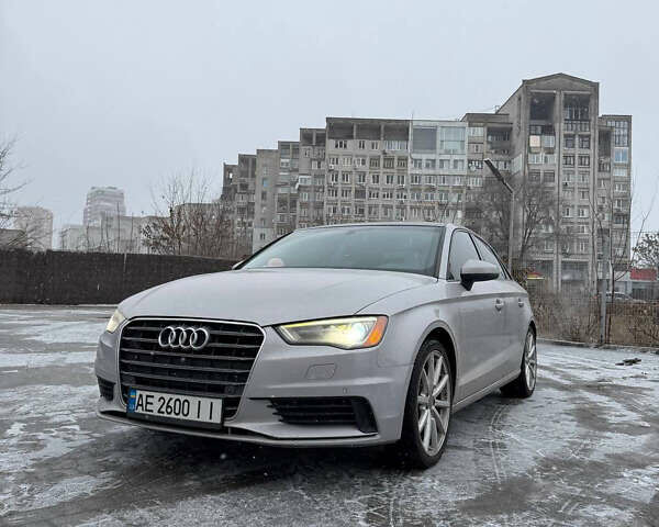 Серый Ауди А3, объемом двигателя 1.8 л и пробегом 127 тыс. км за 13000 $, фото 1 на Automoto.ua