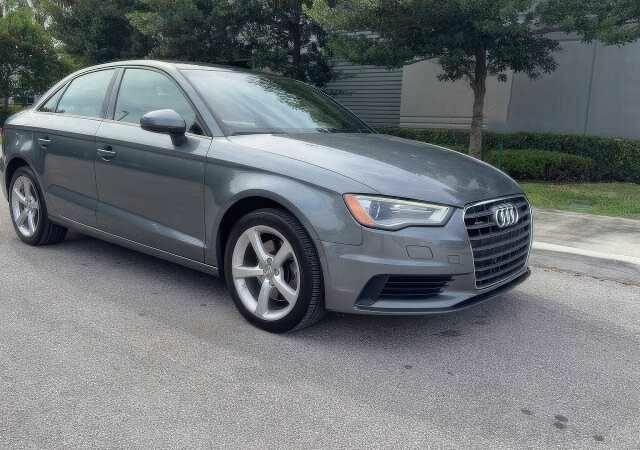 Серый Ауди А3, объемом двигателя 2 л и пробегом 99 тыс. км за 4200 $, фото 1 на Automoto.ua