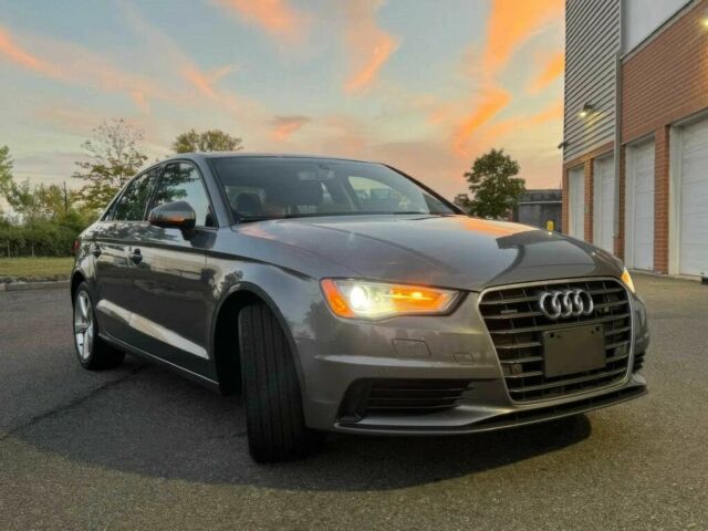 Ауді А3 2016 у Чернівцях на Automoto.ua Сірий Ауді А3, об'ємом двигуна 2 л та пробігом 72 тис. км за 2900 $, фото 1 на Automoto.ua