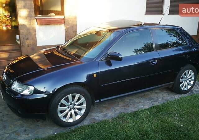 Синий Ауди А3, объемом двигателя 1.6 л и пробегом 288 тыс. км за 4900 $, фото 1 на Automoto.ua