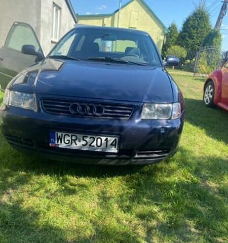 Синий Ауди А3, объемом двигателя 1.6 л и пробегом 150 тыс. км за 1500 $, фото 1 на Automoto.ua
