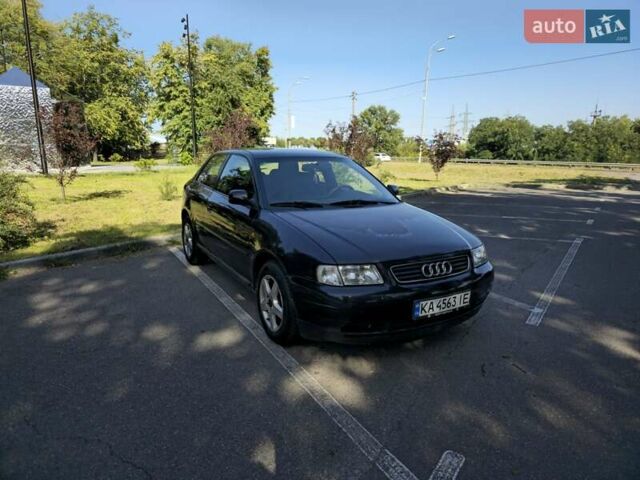 Синій Ауді А3, об'ємом двигуна 1.6 л та пробігом 299 тис. км за 3200 $, фото 1 на Automoto.ua