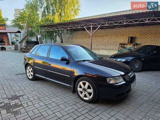 Синий Ауди А3, объемом двигателя 1.6 л и пробегом 245 тыс. км за 3600 $, фото 1 на Automoto.ua
