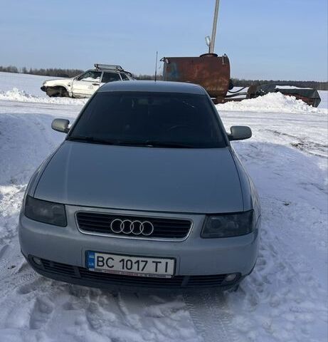 Синій Ауді А3, об'ємом двигуна 1.8 л та пробігом 250 тис. км за 3000 $, фото 1 на Automoto.ua
