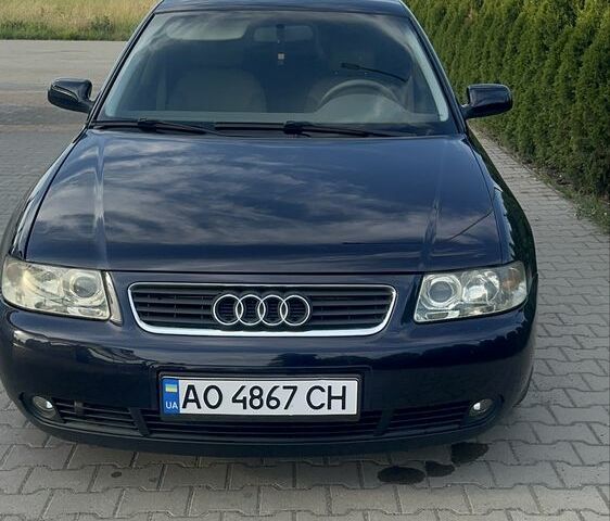 Синий Ауди А3, объемом двигателя 1.6 л и пробегом 228 тыс. км за 4150 $, фото 1 на Automoto.ua