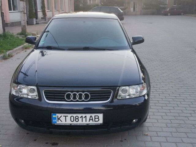 Синий Ауди А3, объемом двигателя 1.6 л и пробегом 261 тыс. км за 3700 $, фото 1 на Automoto.ua