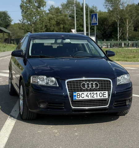 Синий Ауди А3, объемом двигателя 1.6 л и пробегом 288 тыс. км за 5400 $, фото 1 на Automoto.ua