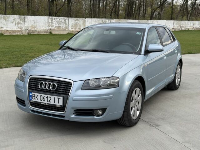 Синий Ауди А3, объемом двигателя 1.6 л и пробегом 225 тыс. км за 5900 $, фото 1 на Automoto.ua