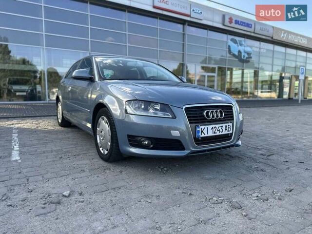 Синій Ауді А3, об'ємом двигуна 1.39 л та пробігом 260 тис. км за 8000 $, фото 1 на Automoto.ua