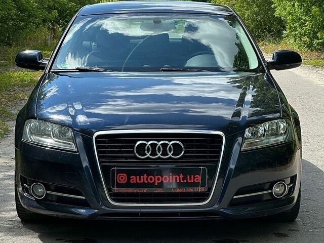 Синій Ауді А3, об'ємом двигуна 1.4 л та пробігом 271 тис. км за 8700 $, фото 1 на Automoto.ua