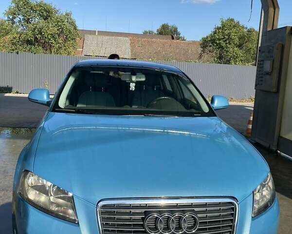 Синий Ауди А3, объемом двигателя 1.39 л и пробегом 221 тыс. км за 8000 $, фото 1 на Automoto.ua