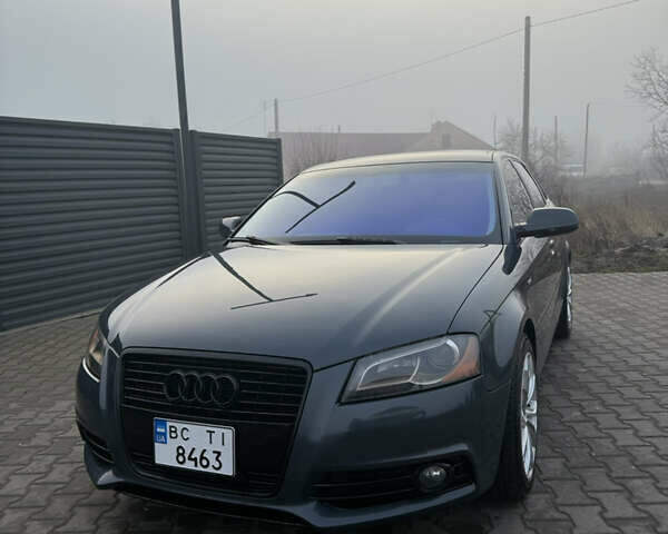 Синий Ауди А3, объемом двигателя 1.97 л и пробегом 185 тыс. км за 12300 $, фото 1 на Automoto.ua