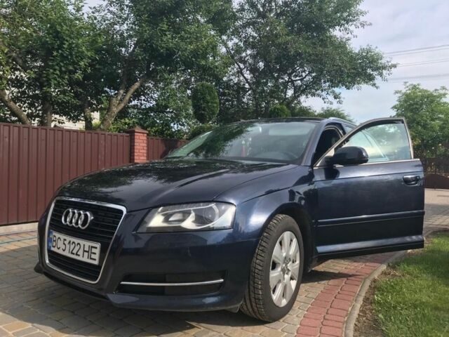 Синій Ауді А3, об'ємом двигуна 1.2 л та пробігом 200 тис. км за 8500 $, фото 1 на Automoto.ua
