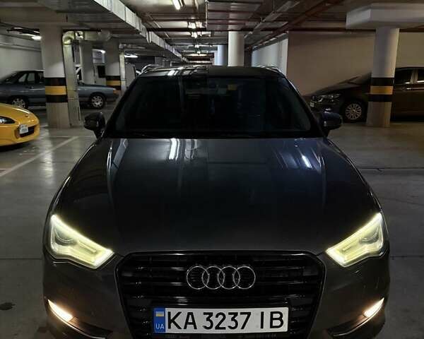 Синій Ауді А3, об'ємом двигуна 2 л та пробігом 196 тис. км за 14300 $, фото 1 на Automoto.ua