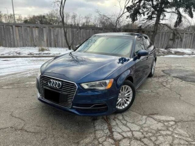 Синий Ауди А3, объемом двигателя 1.4 л и пробегом 110 тыс. км за 5600 $, фото 1 на Automoto.ua