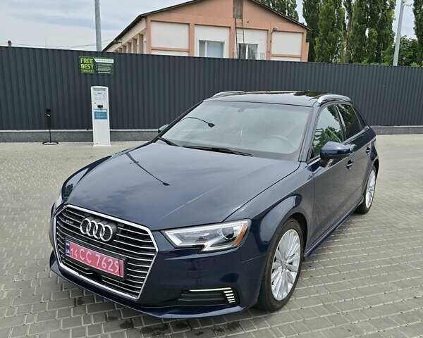 Синій Ауді А3, об'ємом двигуна 1.4 л та пробігом 129 тис. км за 17500 $, фото 1 на Automoto.ua