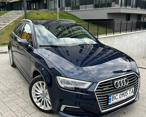 Синій Ауді А3, об'ємом двигуна 1.4 л та пробігом 118 тис. км за 19200 $, фото 1 на Automoto.ua