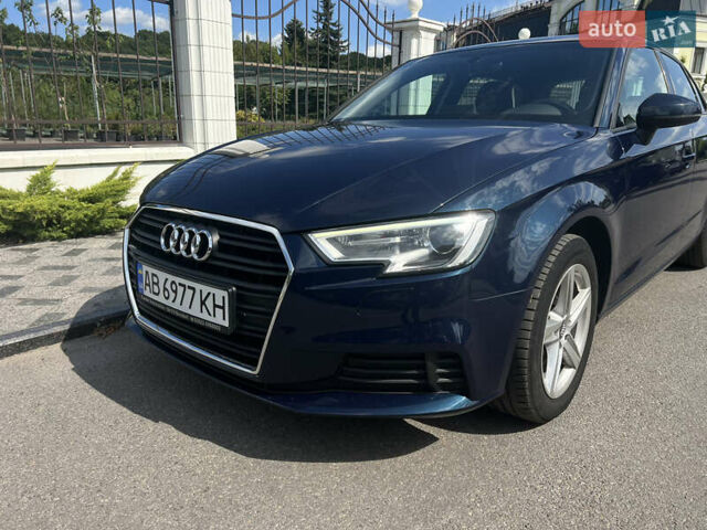 Синій Ауді А3, об'ємом двигуна 1.6 л та пробігом 180 тис. км за 18500 $, фото 1 на Automoto.ua
