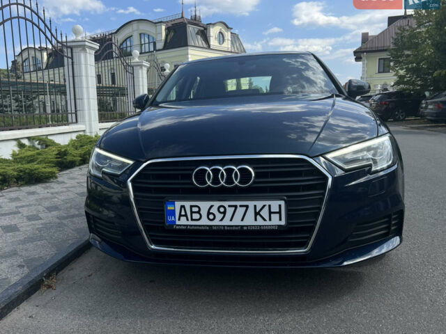 Синий Ауди А3, объемом двигателя 1.6 л и пробегом 188 тыс. км за 17300 $, фото 1 на Automoto.ua