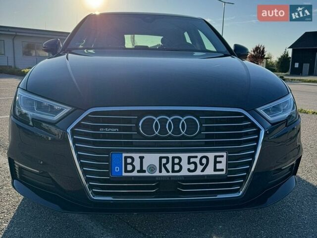 Синий Ауди А3, объемом двигателя 1.6 л и пробегом 170 тыс. км за 18200 $, фото 1 на Automoto.ua