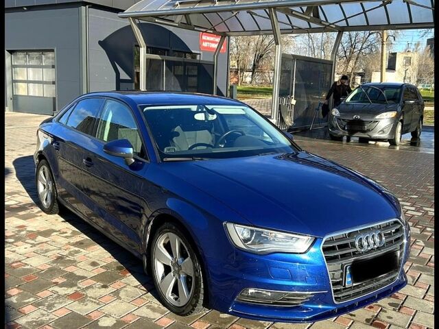 Синій Ауді А3, об'ємом двигуна 1.6 л та пробігом 239 тис. км за 13000 $, фото 1 на Automoto.ua