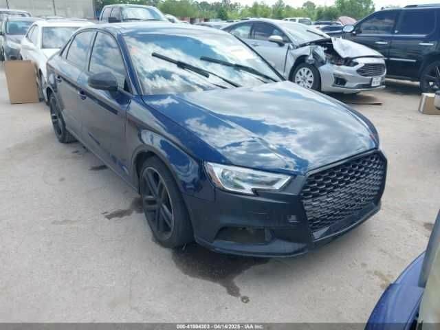 Синий Ауди А3, объемом двигателя 2 л и пробегом 80 тыс. км за 3600 $, фото 1 на Automoto.ua