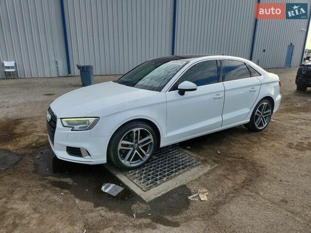 Синий Ауди А3, объемом двигателя 1.98 л и пробегом 69 тыс. км за 2500 $, фото 1 на Automoto.ua