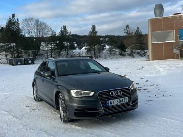 Оранжевый Ауди А3, объемом двигателя 0 л и пробегом 118 тыс. км за 11900 $, фото 1 на Automoto.ua