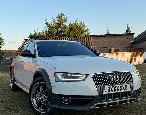 Белый Ауди А4 Олроуд, объемом двигателя 3 л и пробегом 275 тыс. км за 15499 $, фото 1 на Automoto.ua