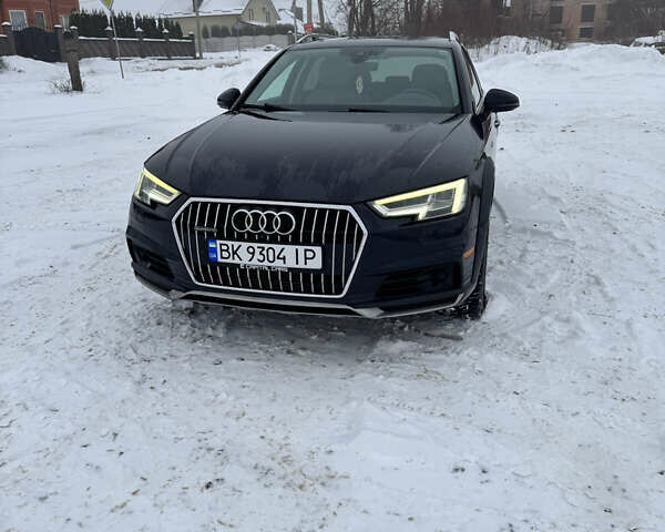 Чорний Ауді A4 Allroad, об'ємом двигуна 2 л та пробігом 390 тис. км за 19299 $, фото 1 на Automoto.ua