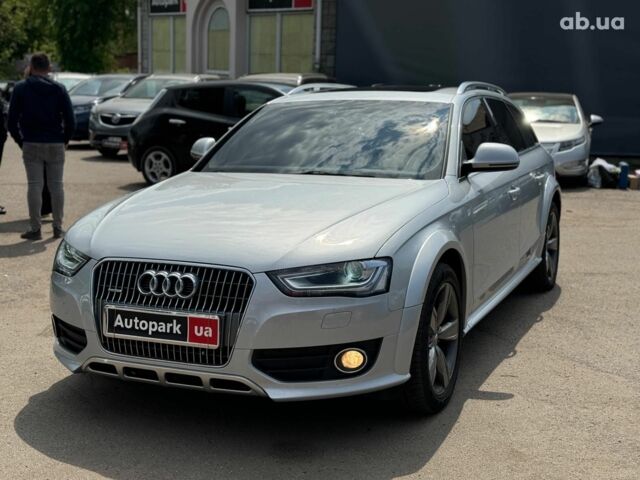 Сірий Ауді A4 Allroad, об'ємом двигуна 2 л та пробігом 120 тис. км за 16990 $, фото 1 на Automoto.ua