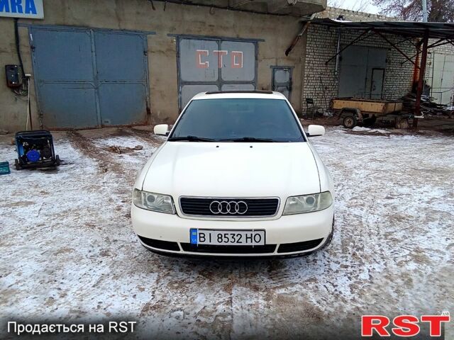 Белый Ауди А4, объемом двигателя 1.8 л и пробегом 326 тыс. км за 3700 $, фото 1 на Automoto.ua