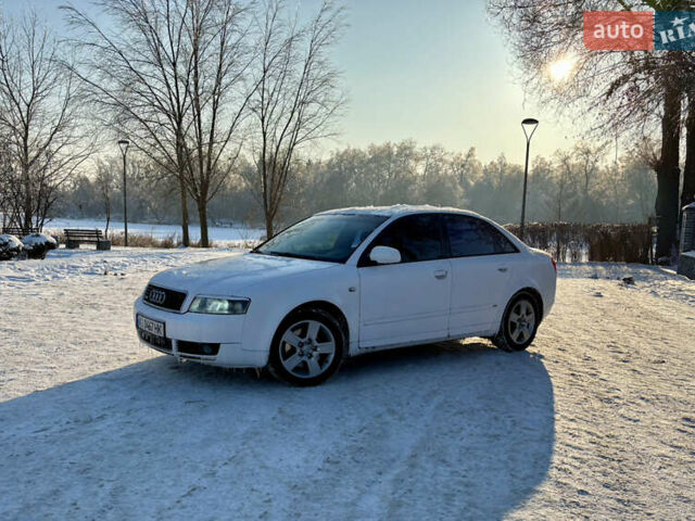 Білий Ауді А4, об'ємом двигуна 2.39 л та пробігом 330 тис. км за 3800 $, фото 1 на Automoto.ua