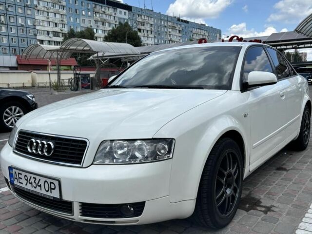 Білий Ауді А4, об'ємом двигуна 1.6 л та пробігом 318 тис. км за 4703 $, фото 1 на Automoto.ua