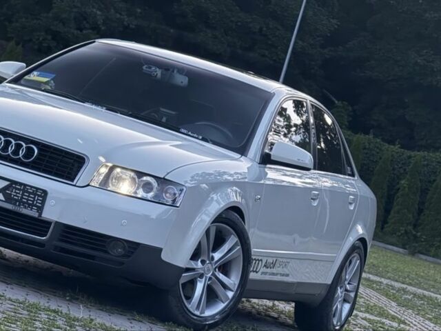Білий Ауді А4, об'ємом двигуна 3 л та пробігом 205 тис. км за 7251 $, фото 1 на Automoto.ua