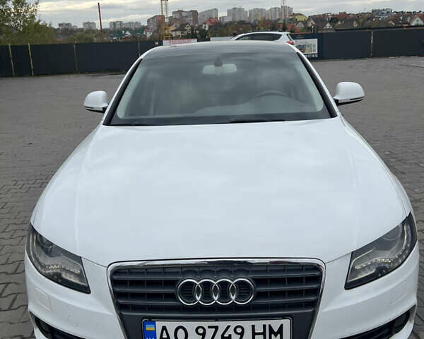 Ауди А4 2008 в Хмельницком на Automoto.ua Белый Ауди А4, объемом двигателя 1.97 л и пробегом 244 тыс. км за 8500 $, фото 1 на Automoto.ua