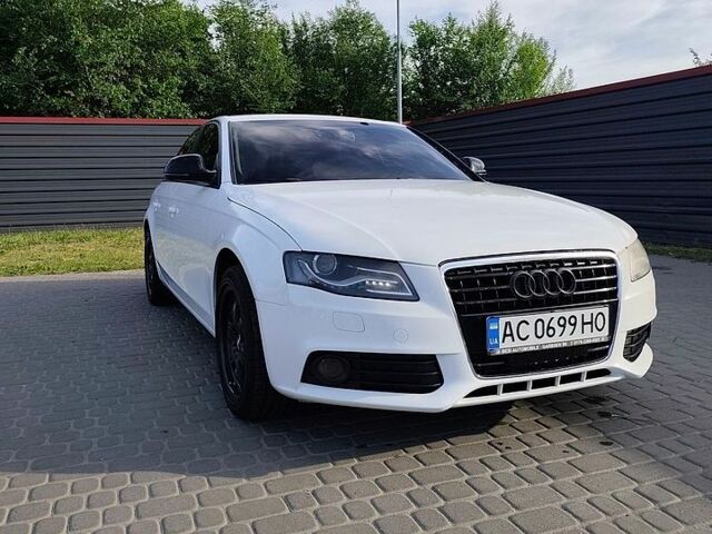 Білий Ауді А4, об'ємом двигуна 1.8 л та пробігом 244 тис. км за 7880 $, фото 1 на Automoto.ua