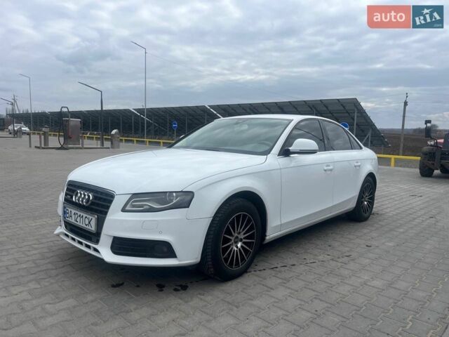 Білий Ауді А4, об'ємом двигуна 1.8 л та пробігом 253 тис. км за 8500 $, фото 1 на Automoto.ua