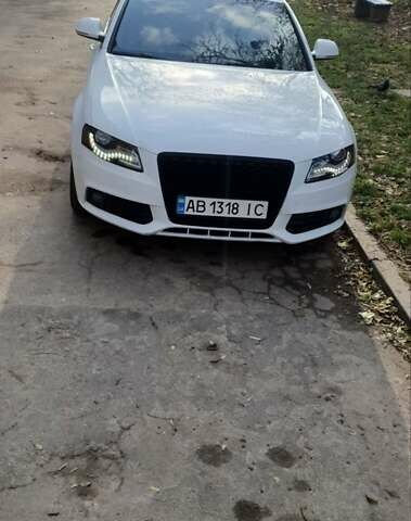 Белый Ауди А4, объемом двигателя 1.98 л и пробегом 260 тыс. км за 10500 $, фото 1 на Automoto.ua