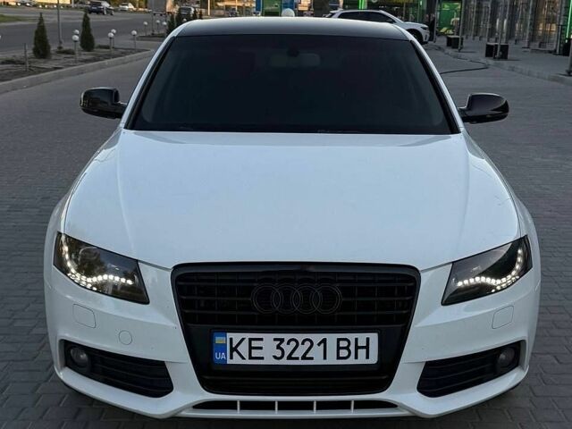 Білий Ауді А4, об'ємом двигуна 1.8 л та пробігом 160 тис. км за 7500 $, фото 1 на Automoto.ua