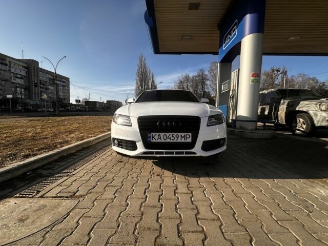 Белый Ауди А4, объемом двигателя 2 л и пробегом 211 тыс. км за 8100 $, фото 1 на Automoto.ua