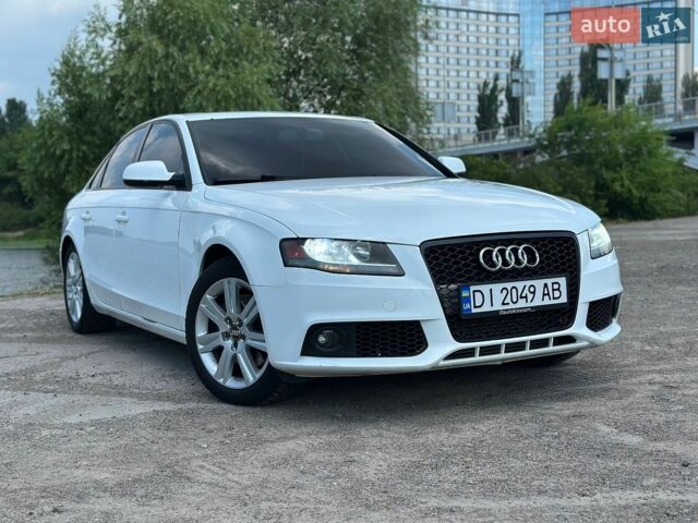 Білий Ауді А4, об'ємом двигуна 1.98 л та пробігом 300 тис. км за 8000 $, фото 1 на Automoto.ua