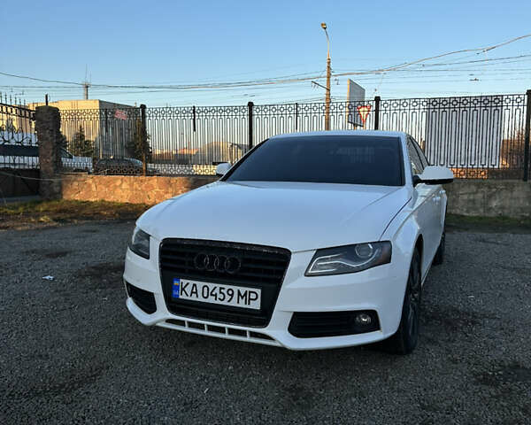 Белый Ауди А4, объемом двигателя 1.98 л и пробегом 195 тыс. км за 6500 $, фото 1 на Automoto.ua