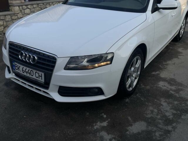 Білий Ауді А4, об'ємом двигуна 1.97 л та пробігом 270 тис. км за 8600 $, фото 1 на Automoto.ua