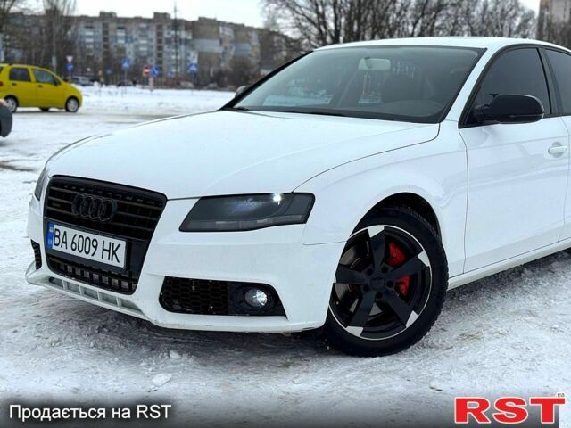 Белый Ауди А4, объемом двигателя 2 л и пробегом 260 тыс. км за 9300 $, фото 1 на Automoto.ua
