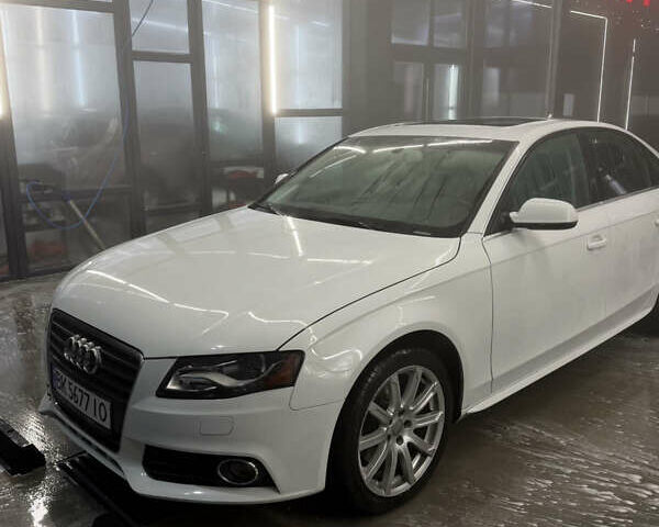 Белый Ауди А4, объемом двигателя 1.98 л и пробегом 261 тыс. км за 10200 $, фото 1 на Automoto.ua